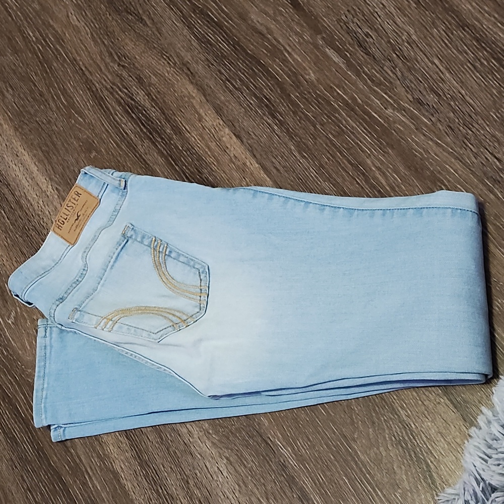 Hollister jeans